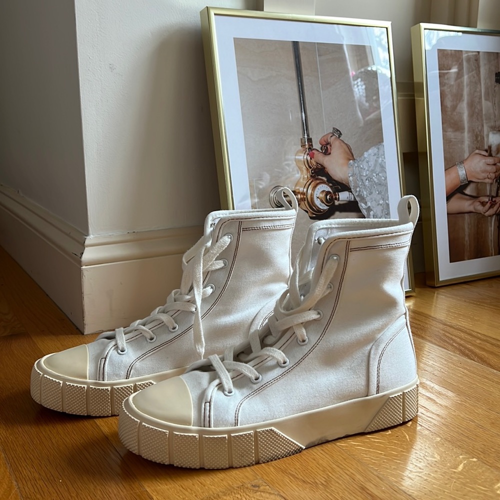 Zara White Sneakers